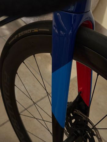 Used Trek Madone SLR 7 AXS Gen 8 2025 2025 Road & Gravel, Black — image 16 of 23