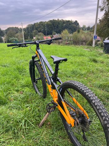 Used Trek Fuel EX 5 Gen 5 2023 Frameset 2023 Mountainbike, Orange, 27.5, 29 — image 2 of 3