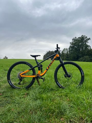 Brugt Trek Fuel EX 5 Gen 5 2023 Frameset 2023 Mountainbike — billede 1 af 3