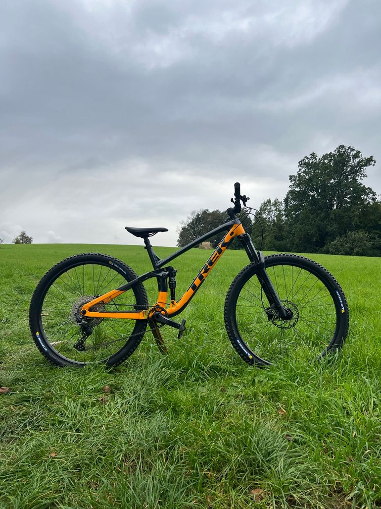 Used Trek Fuel EX 5 Gen 5 2023 Frameset 2023 Mountainbike, Orange, 27.5, 29 — image 1 of 3
