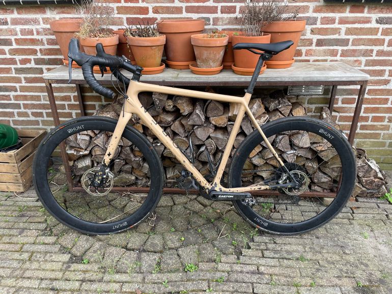 Used Open U.P.P.E.R SRAM Red 2019 Road & Gravel, Black — image 1 of 11