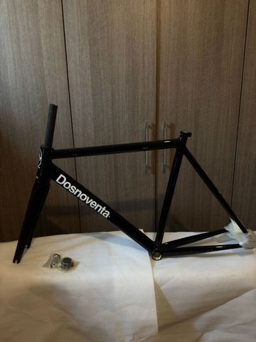 Używany Dosnoventa Custom Frameset 2020 Road & Gravel — zdjęcie 5 z 17