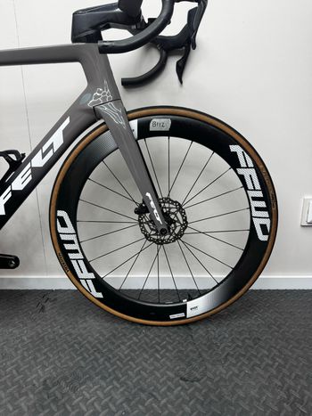 Used Felt AR Advanced Ultegra Di2 2025 2025 Road & Gravel, Light Gray — image 5 of 11