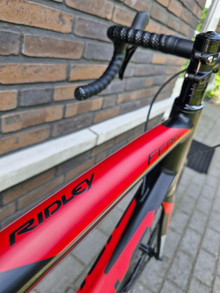 Used Ridley Fenix SLA Disc - Shimano 105 2x11sp 2022 2022 Road & Gravel — image 5 of 12