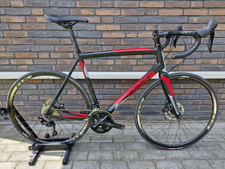 Used Ridley Fenix SLA Disc - Shimano 105 2x11sp 2022 2022 Road & Gravel — image 1 of 12