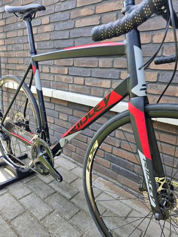Used Ridley Fenix SLA Disc - Shimano 105 2x11sp 2022 2022 Road & Gravel — image 2 of 12