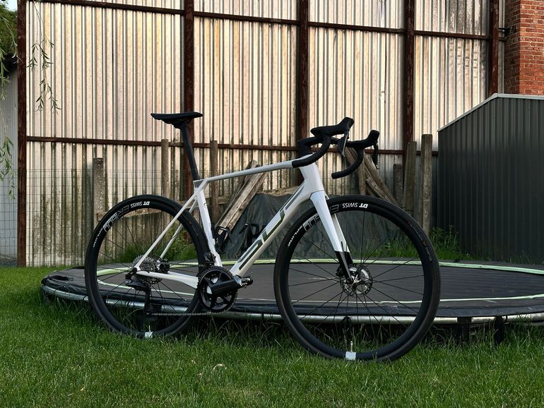 Used Superior X-ROAD Team Issue Di2 2024 2024 Road & Gravel, White — image 3 of 17