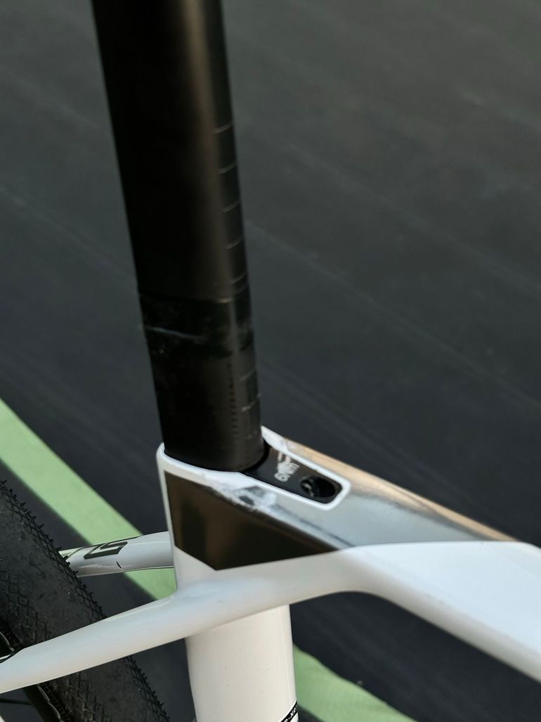Used Superior X-ROAD Team Issue Di2 2024 2024 Road & Gravel, White — image 14 of 17