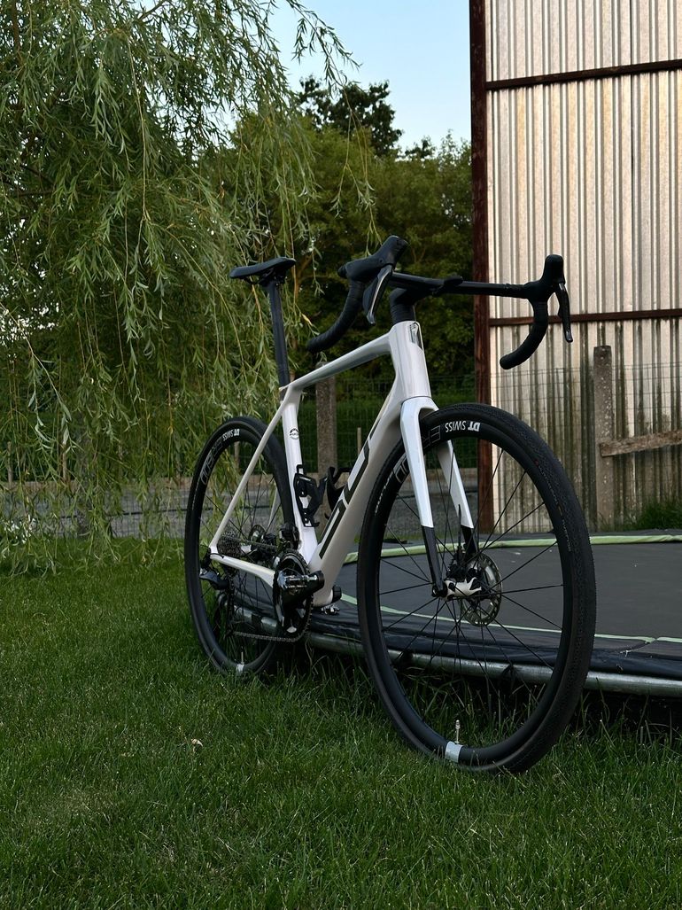 Used Superior X-ROAD Team Issue Di2 2024 2024 Road & Gravel, White — image 4 of 17