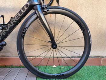 Used Pinarello Dogma Shimano Dura Ace Di2 2017 Road & Gravel, Black — image 2 of 4