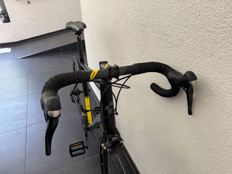 Used CUBE ATTAIN SL 2017 2017 Road & Gravel, Black — image 8 of 11