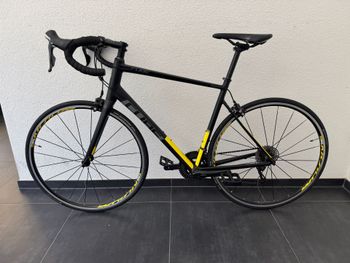 Used CUBE ATTAIN SL 2017 2017 Road & Gravel, Black — image 2 of 11