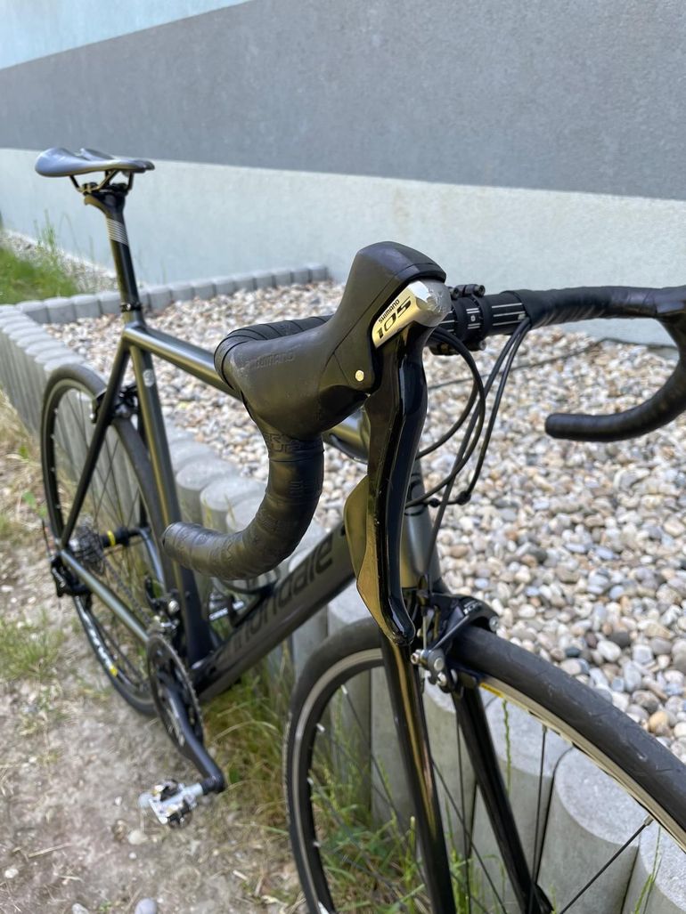 Used Cannondale CAAD12 105 2018 2018 Road & Gravel, Light Gray — image 5 of 26