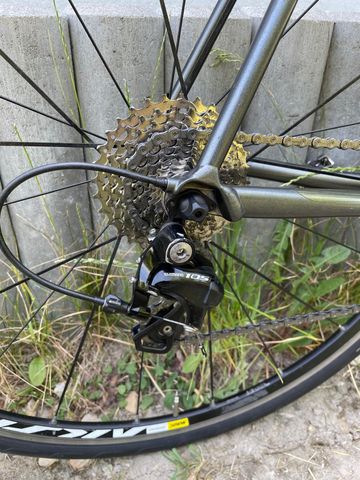 Used Cannondale CAAD12 105 2018 2018 Road & Gravel, Light Gray — image 20 of 29