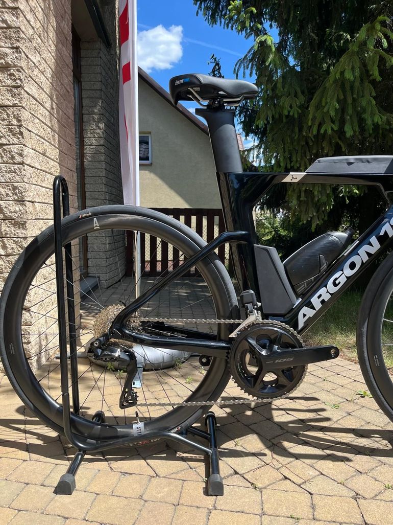 Used Argon 18 E-117 Tri Disc Shimano 105 Di2 Black 2025 Road & Gravel, Black — image 2 of 7