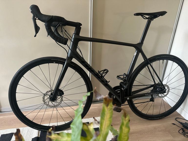 Used Giant Tcr Shimano Ultegra 2024 Road & Gravel, Nero — image 1 of 14