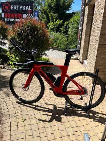 Used Argon 18 E-117 Tri Disc Shimano 105 Di2 Flaming Red S 2025 Road & Gravel, Red — image 4 of 5