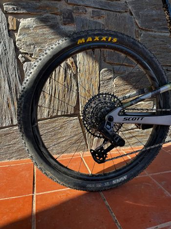 Used Scott Spark RC Comp 2025 2025 Mountainbike — image 7 of 7