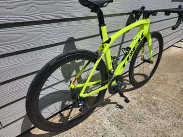 Gebrauchtes Trek Madone 9.5 2018 2018 Road & Gravel, Grün — Bild 4 von 9