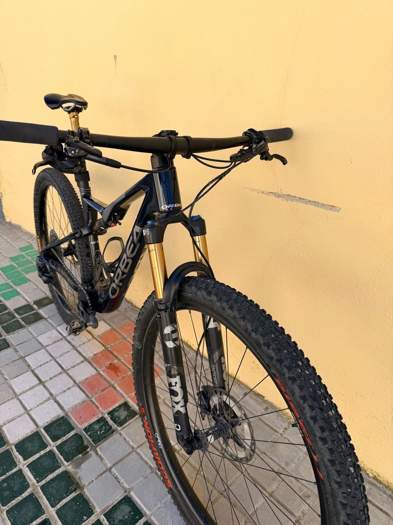 Used Orbea OIZ M-PRO AXS 2023 2023 Mountainbike, Blue, 29 — image 7 of 7