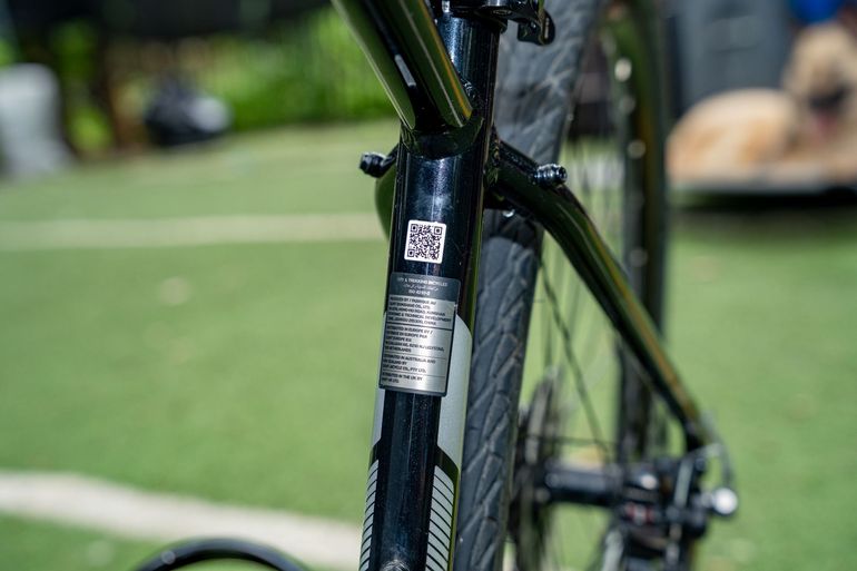 Used Giant Cypress DX 2020 2020 Urban, Black — image 3 of 9