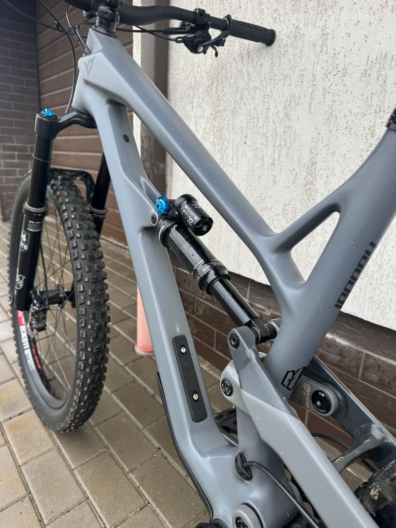 Używany YT Industries JEFFSY 27 CF Comp 2019 2019 Mountainbike — zdjęcie 5 z 16