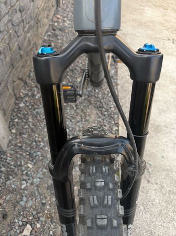 Used YT Industries JEFFSY 27 CF Comp 2019 2019 Mountainbike, Light Gray, 27.5 (650B) — image 11 of 12