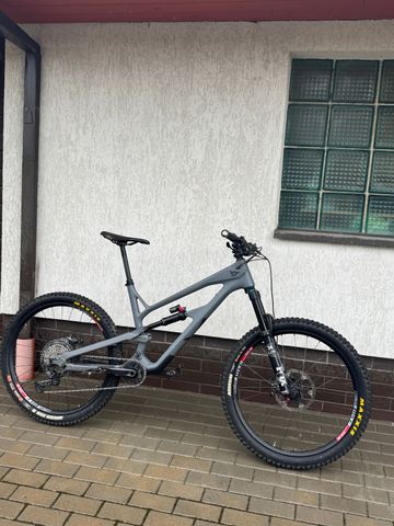 Używany YT Industries JEFFSY 27 CF Comp 2019 2019 Mountainbike — zdjęcie 12 z 16