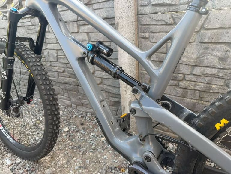 Used YT Industries JEFFSY 27 CF Comp 2019 2019 Mountainbike, Light Gray, 27.5 (650B) — image 6 of 12