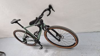 Used Focus ATLAS 6.8 2022 2022 Road & Gravel
