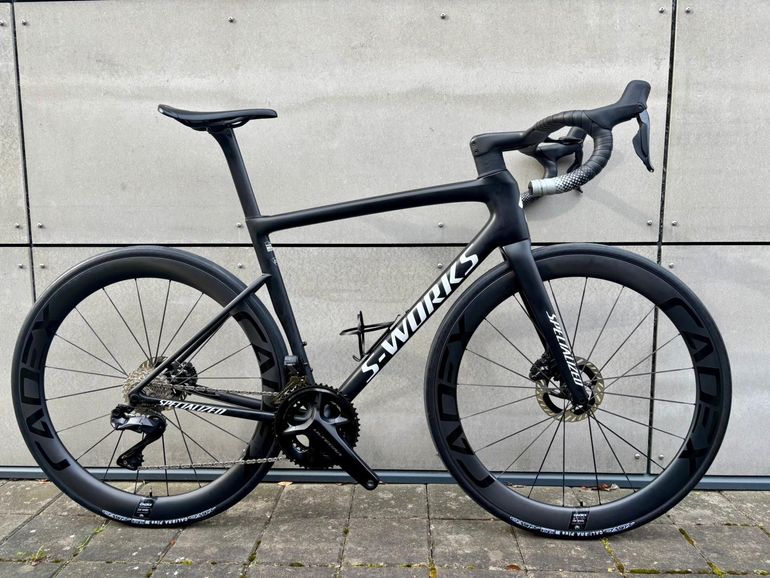 Used Specialized Tarmac Shimano Ultegra Di2 2025 Road & Gravel — image 1 of 6