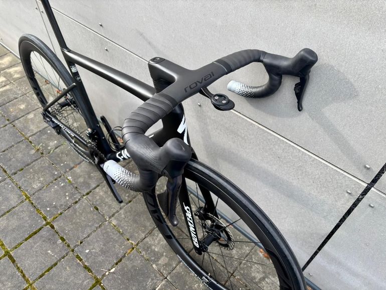 Used Specialized Tarmac Shimano Ultegra Di2 2025 Road & Gravel — image 4 of 6