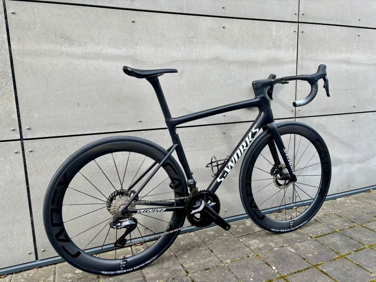 Used Specialized Tarmac Shimano Ultegra Di2 2025 Road & Gravel — image 3 of 6