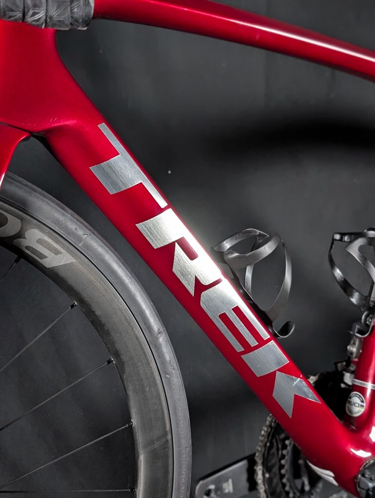 Used Trek Émonda SLR 7 2021 2021 Road & Gravel, Rosso — image 9 of 19