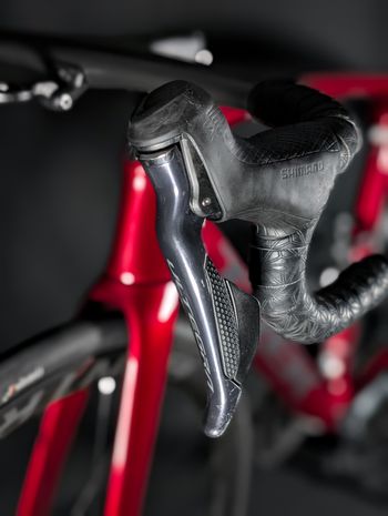 Used Trek Émonda SLR 7 2021 2021 Road & Gravel, Rosso — image 18 of 19