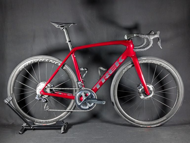 Used Trek Émonda SLR 7 2021 2021 Road & Gravel, Rosso — image 1 of 19