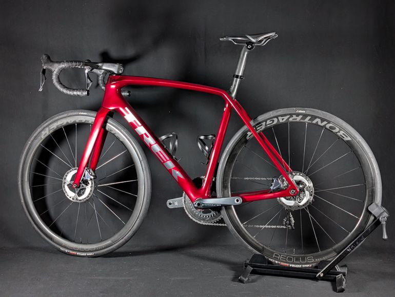 Used Trek Émonda SLR 7 2021 2021 Road & Gravel, Rosso — image 6 of 19