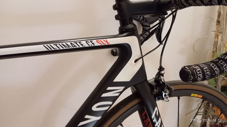 Used Canyon Ultimate CF SLX 2015 2015 Road & Gravel — image 4 of 11