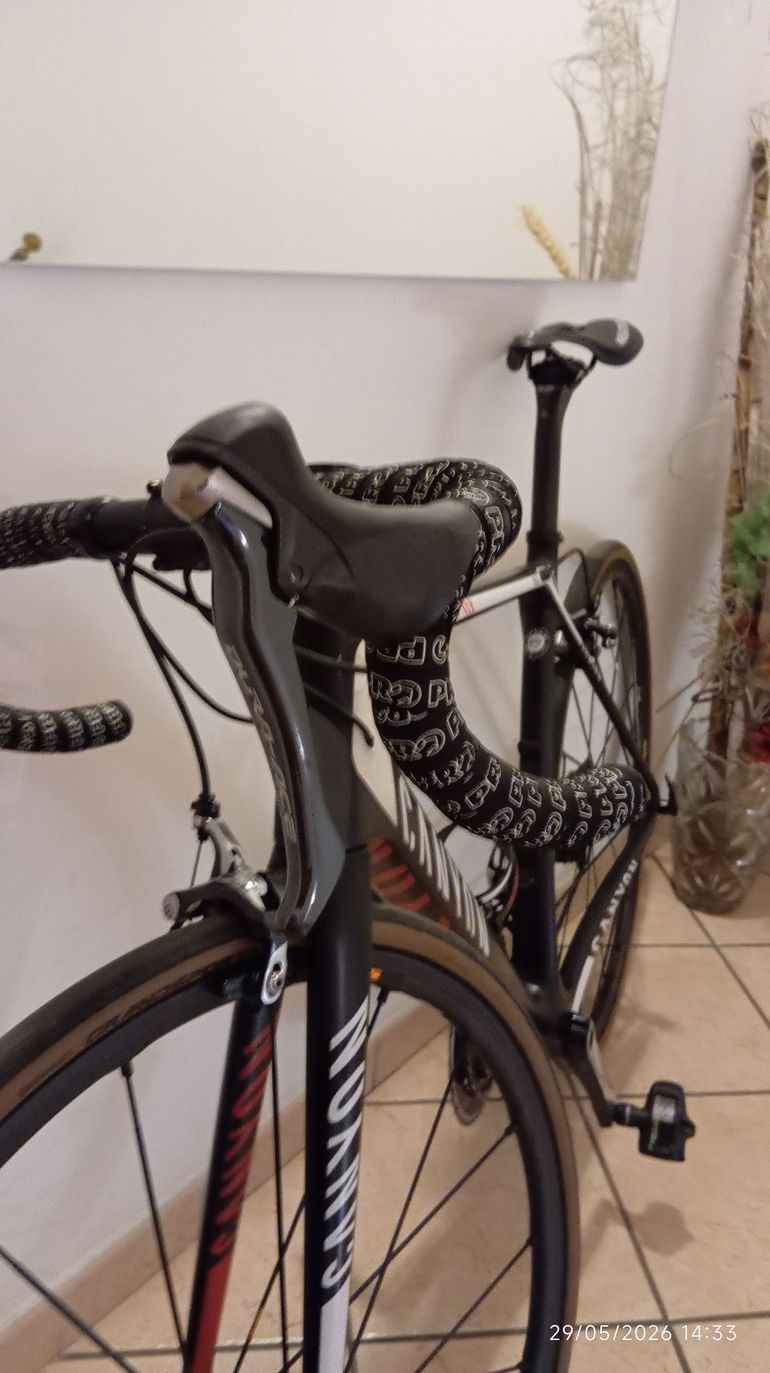 Used Canyon Ultimate CF SLX 2015 2015 Road & Gravel — image 10 of 11