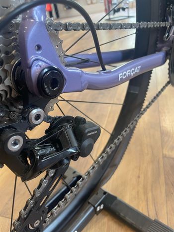 Used dilecta Dilecta Custom Shimano GRX 2025 Road & Gravel, Morado — image 3 of 4