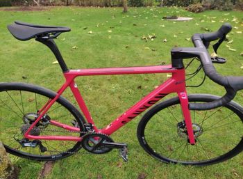 Used Canyon Ultimate CF SL 8 Disc 2023 2023 Road & Gravel — image 2 of 10