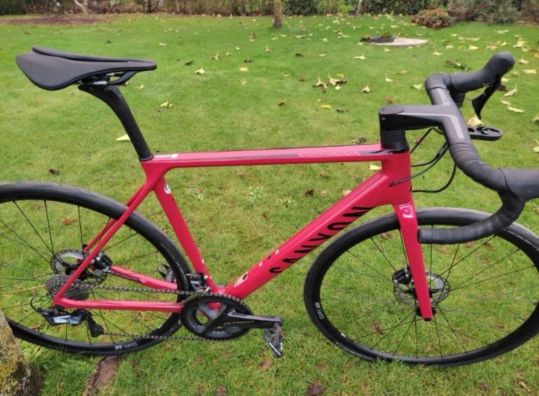 Used Canyon Ultimate CF SL 8 Disc 2023 2023 Road & Gravel — image 2 of 10