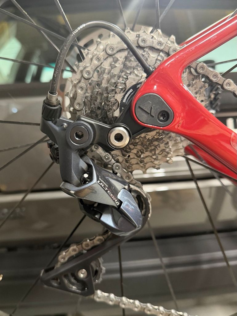 Used Canyon Ultimate CF SL 8 Disc 2023 2023 Road & Gravel — image 9 of 10