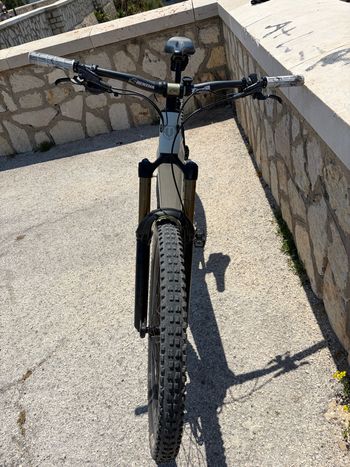 Used Mondraker Crafty Shimano Deore XT 2025 Mountainbike, Light Gray — image 7 of 10