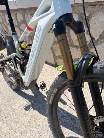 Used Mondraker Crafty Shimano Deore XT 2025 Mountainbike, Light Gray — image 5 of 10