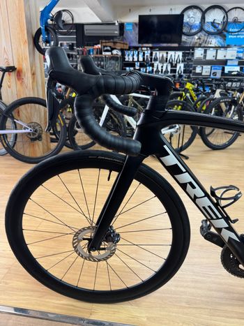 Used Trek Émonda SL 7 2024 2024 Road & Gravel, Black — image 7 of 8