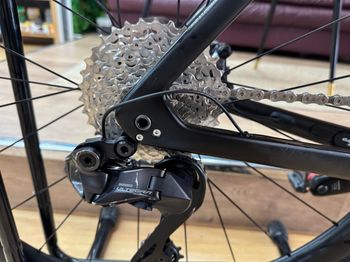 Used Trek Émonda SL 7 2024 2024 Road & Gravel, Black — image 2 of 8