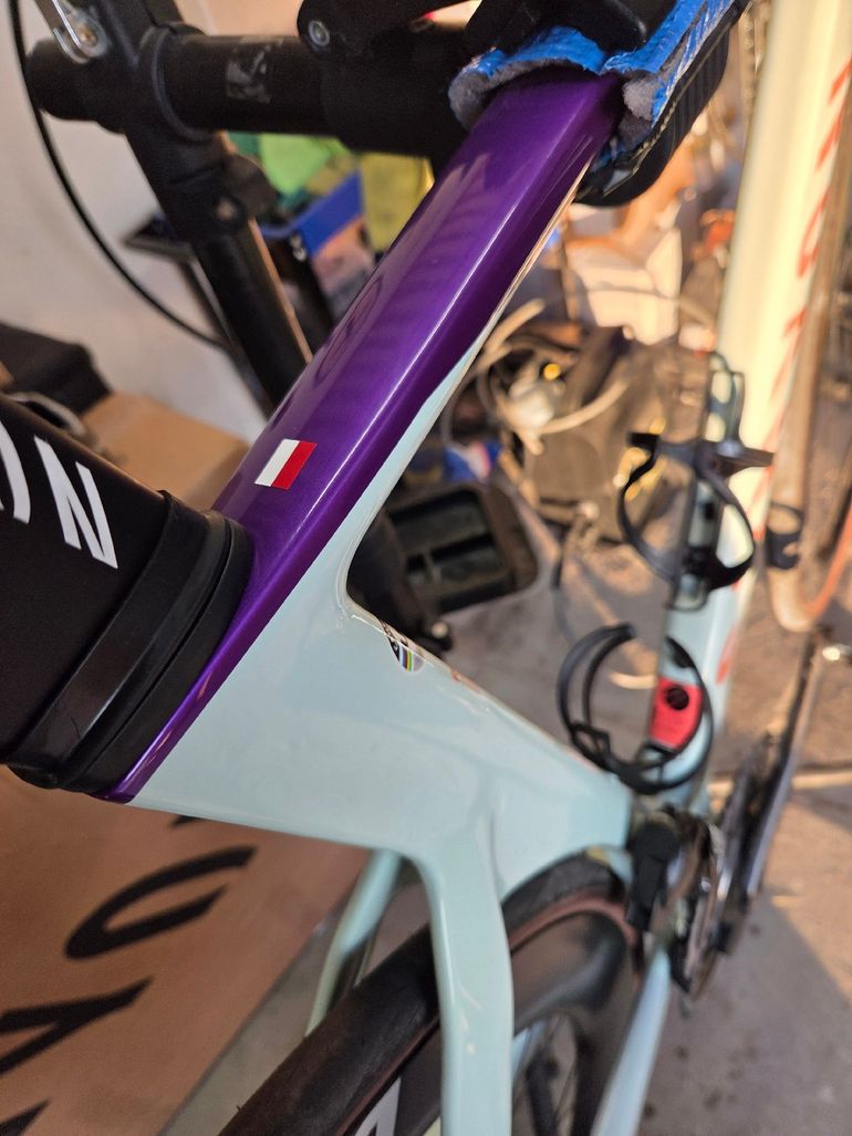 Used Canyon Aeroad CF SLX 8 Disc LTD 2023 Frameset 2023 Road & Gravel, Purple — image 4 of 13
