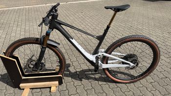 Used Scott Spark 900 Tuned AXS 2022 2022 Mountainbike — image 2 of 6