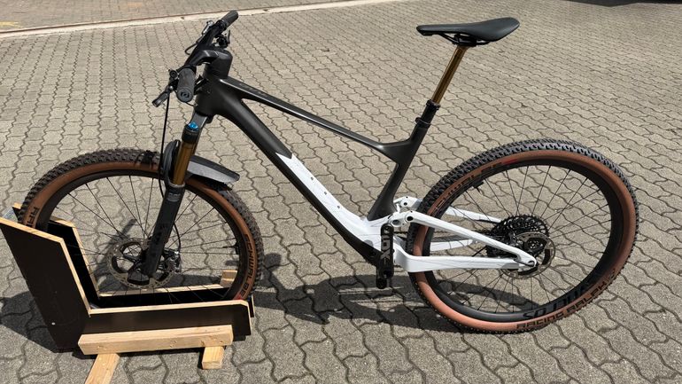 Used Scott Spark 900 Tuned AXS 2022 2022 Mountainbike — image 2 of 6